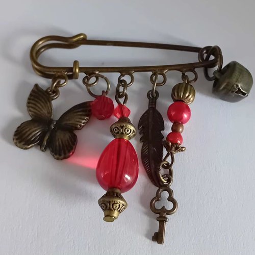 Broche bijou "rouge passion" – style bohème chic