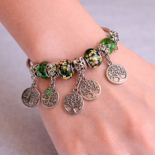 Bracelet "odyssée argentée" – style charms & verre