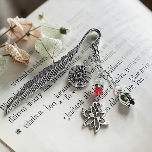 Marque-page plume "éclat floral"