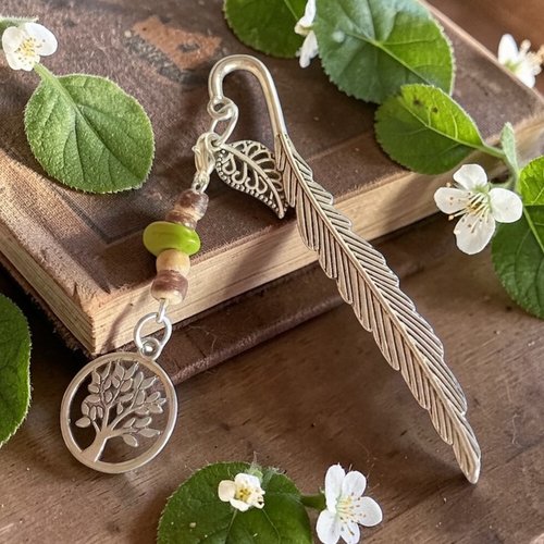 Marque-page "éveil de la forêt"