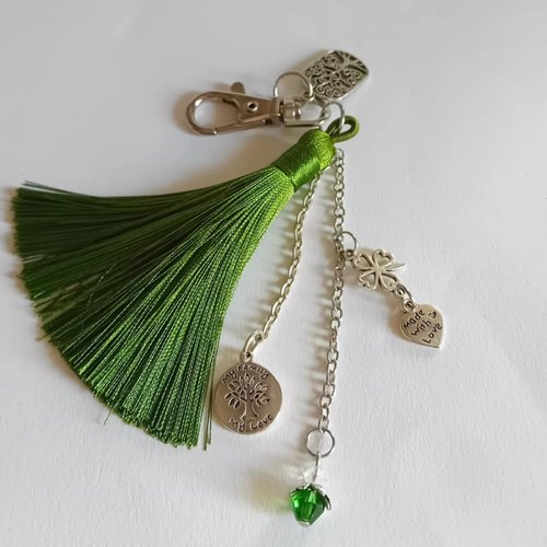 Bijou de sac "éclat d'amour" (vert & argent)