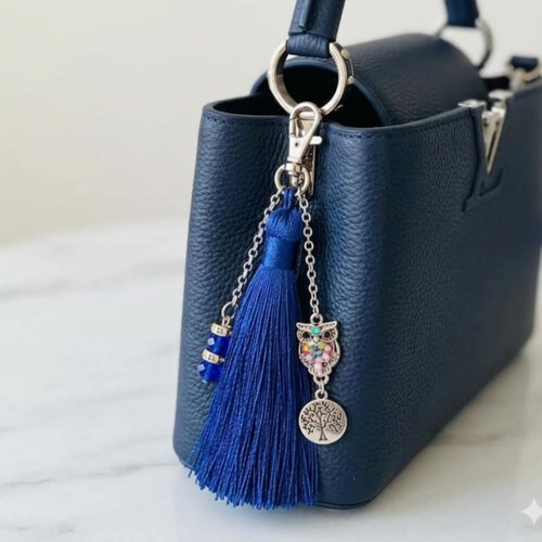 Bijou de sac et sa chouette multicolore