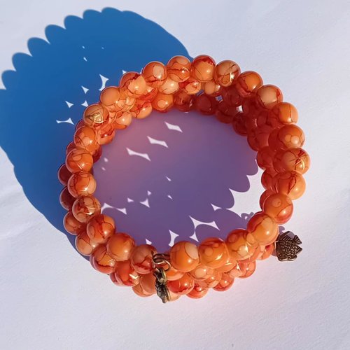 Bracelet multi rangs en perles orange – breloques tortue & poisson