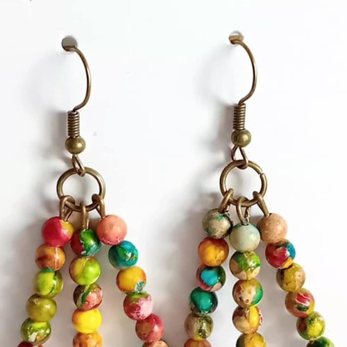 Boucles d’oreilles artisanales à trois rangs de perles multicolores – style bohème