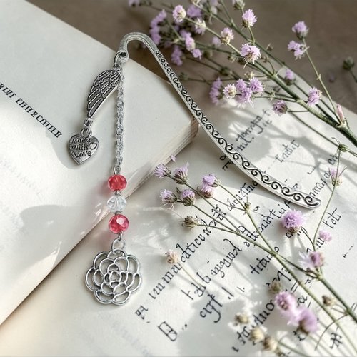 Marque-page métal “made with love”