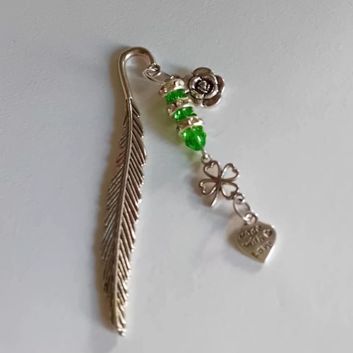 Marque-page métal “plume porte-bonheur”