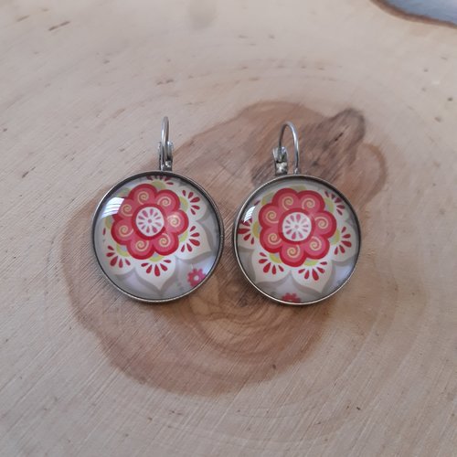Boucle d'oreille dormeuse cabochon colorés