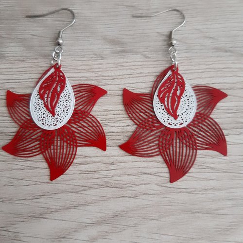 Boucles d'oreilles fleurs rouge