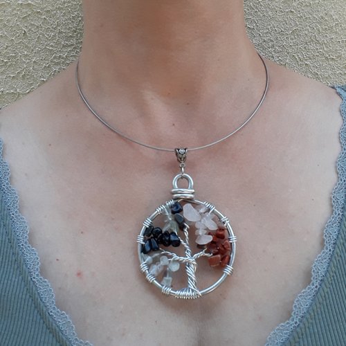 Collier arbre de vie pierres naturelles