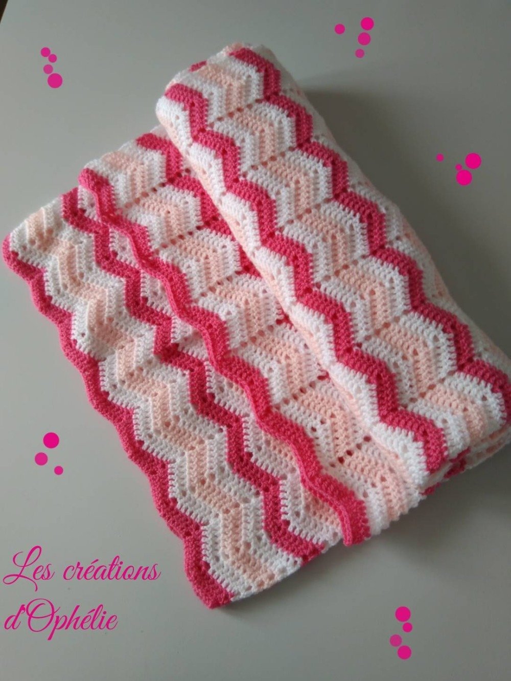 Couverture Bebe Realisee Au Crochet Un Grand Marche