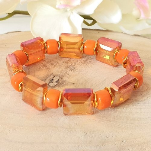 Bracelet fil élastique perles en verre carré électroplate orange à reflet
