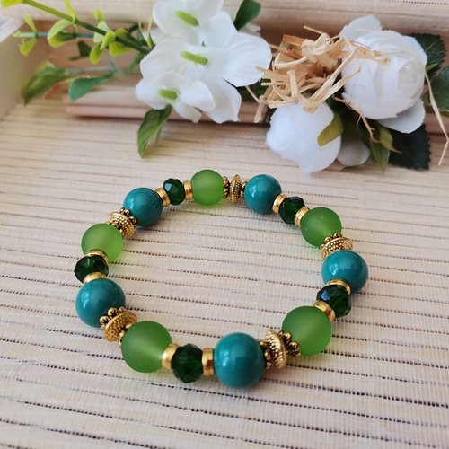 Bracelet fil élastique perles en verre ton vert