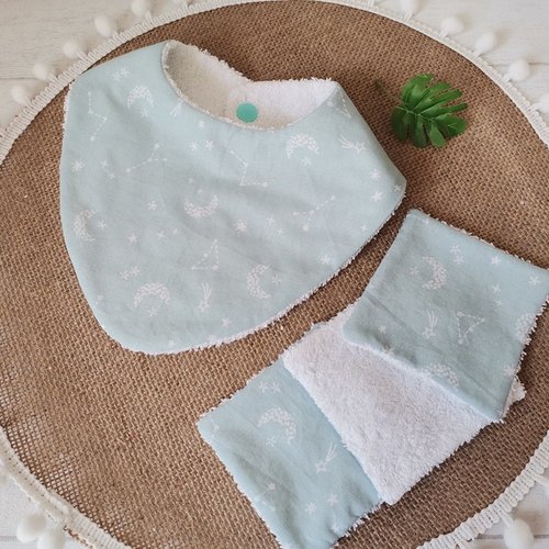 Ensemble naissance bavoir et 10 lingettes