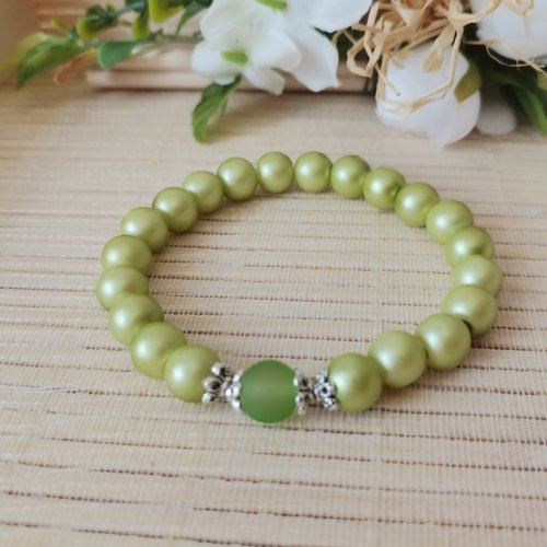 Bracelet perles en verre vert anis