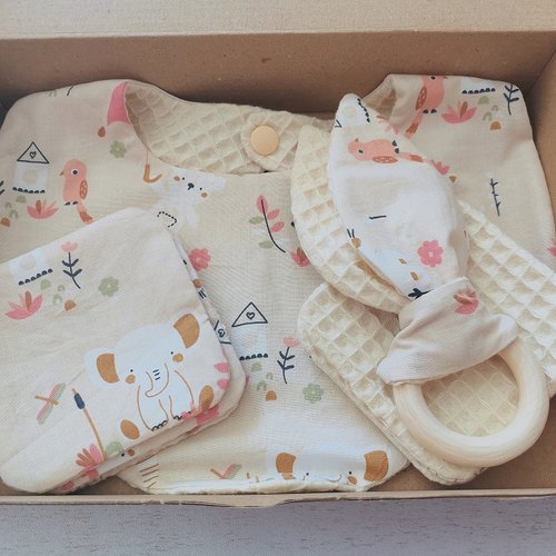 Coffret naissance/box naissance beige/animaux