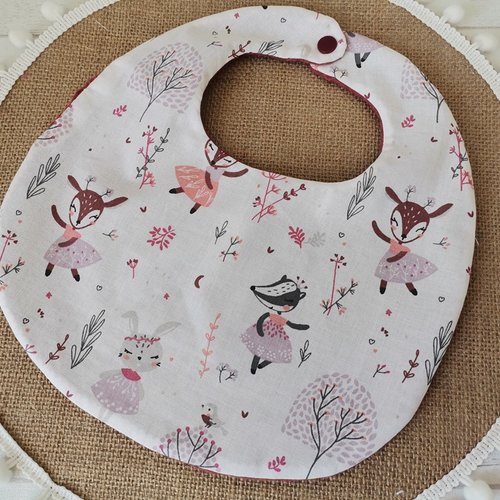 Ensemble naissance bavoir et 10 lingettes motif animaux