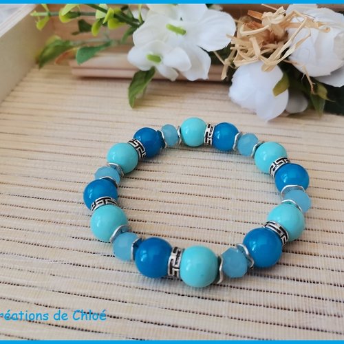 Bracelet fil élastique perles en verre bleu
