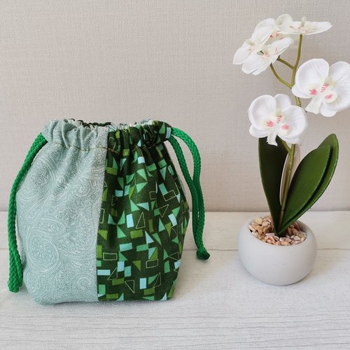 Pochon / sac en patchwork origami vert