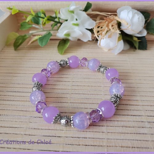 Bracelet fil élastique perles imitation jade et craquelé mauve