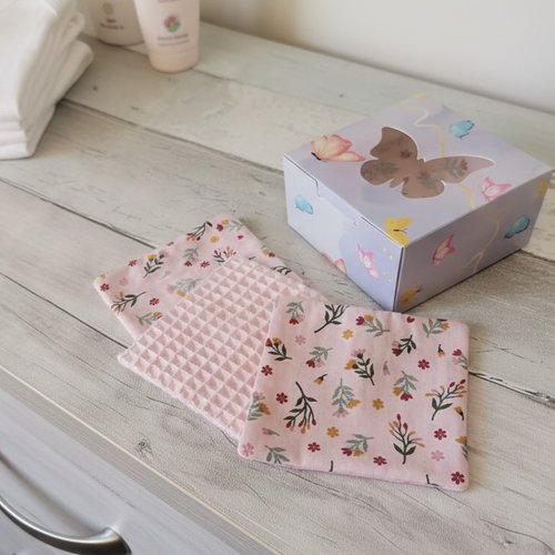 Boite papillon de 12 lingettes démaquillantes coton imprimé et nid d'abeilles