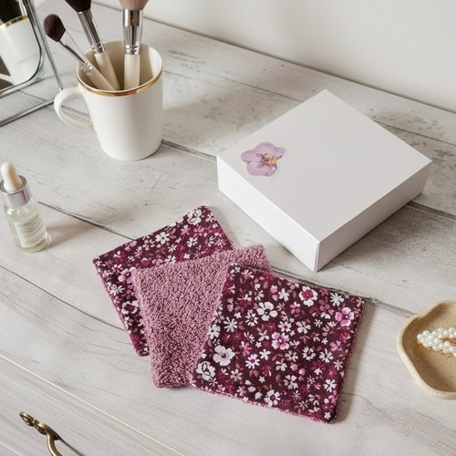 Boite de 6 grandes lingettes démaquillantes coton imprimé et éponge