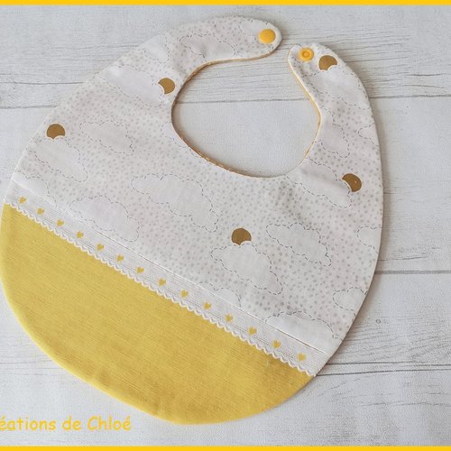 Bavoir bébé coton jaune moutarde et motif nuages