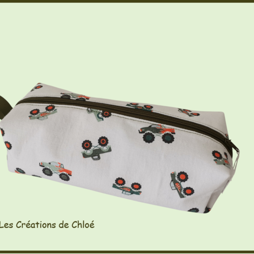 Trousse enfant double entoilage motifs monster truck