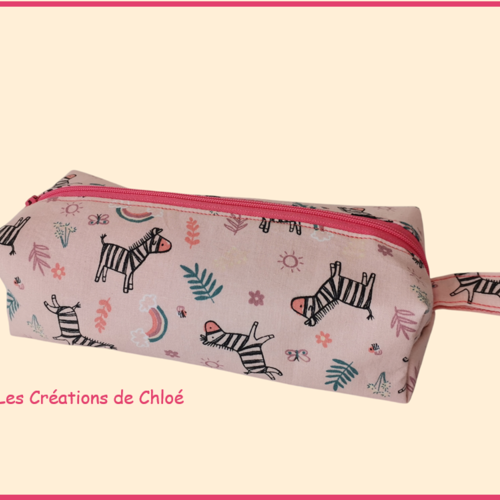 Trousse enfant double entoilage motifs zèbres