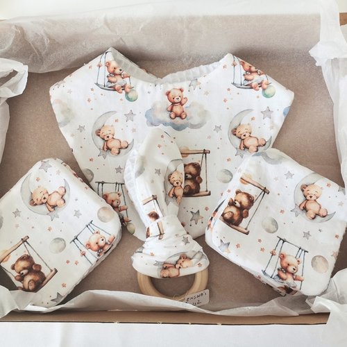 Coffret naissance/box naissance blanc motifs oursons