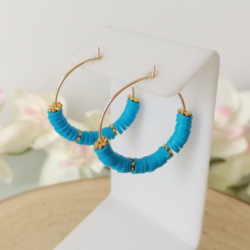 Boucles d'oreilles créoles dorées acier inoxydable et perles heishi