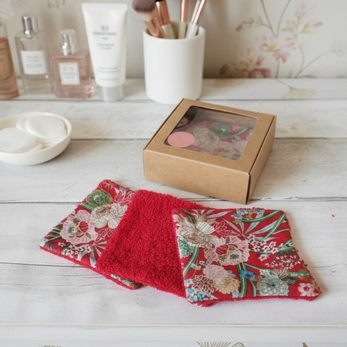 Boite de 6 lingettes démaquillantes coton imprimé et éponge