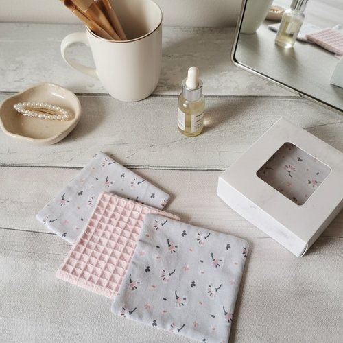 Boite de 8 lingettes démaquillantes coton et nid d'abeilles