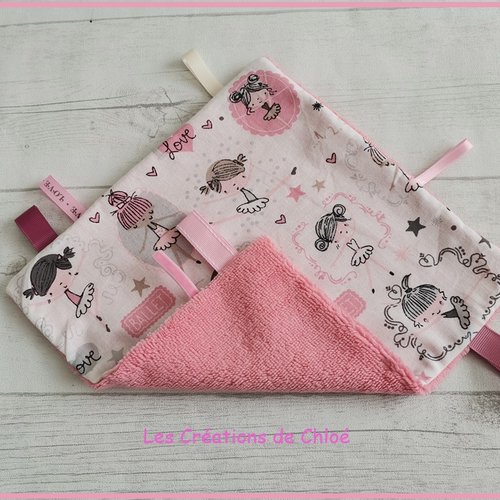 Doudou plat carré coton motifs danseuses