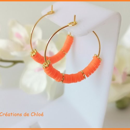 Boucles d'oreilles créoles dorées acier inoxydable et perles heishi