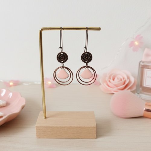 Boucles d'oreilles anneaux cuivre rouge et sequin émail triangle