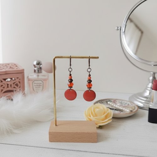 Boucles d'oreilles sequin émail et perles corail