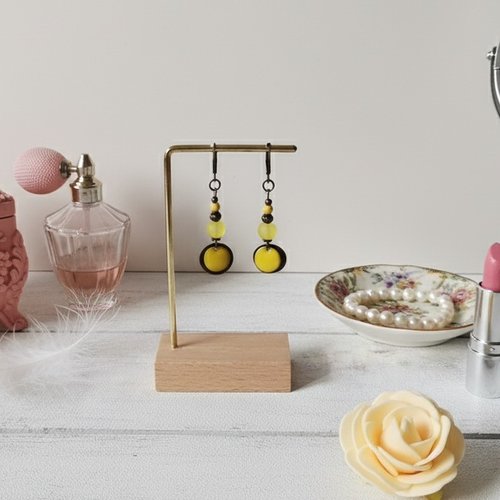 Boucles d'oreilles perles jaunes et apprêts bronzes