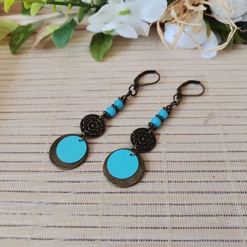 Boucles d'oreilles apprêts bronze et sequin bleu