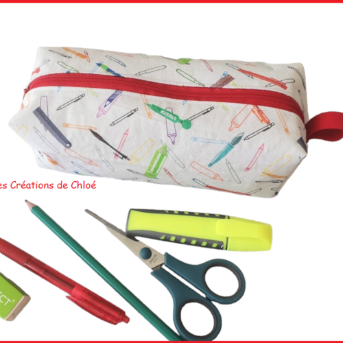 Trousse écolier motifs fournitures scolaires