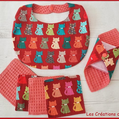 Ensemble naissance coton et nid d'abeilles corail