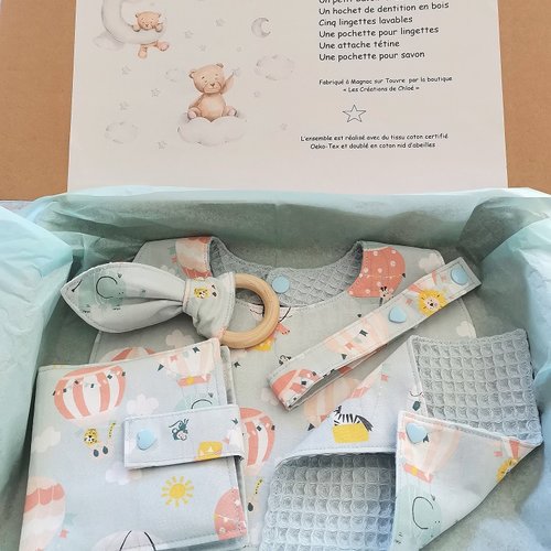 Coffret naissance tissus bleu motifs montgolfières