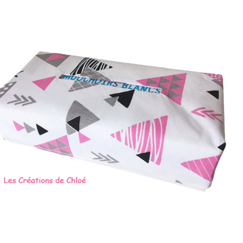 Housse pour boite à mouchoirs blanche motifs triangles