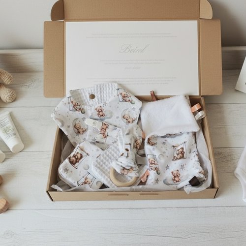 Coffret naissance/box naissance blanc motifs oursons