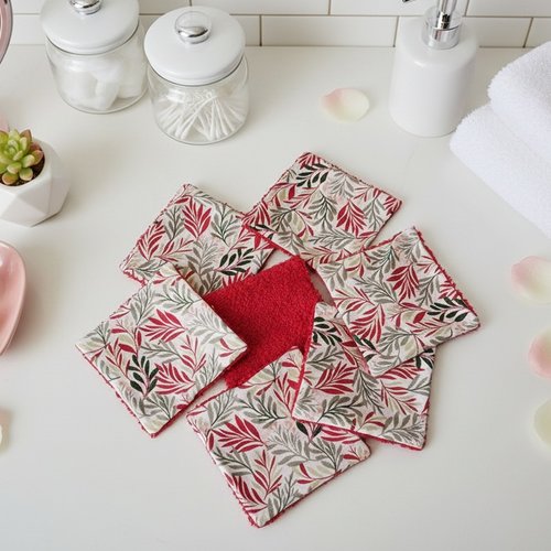 Boite papillon de 12 lingettes démaquillantes coton imprimé et éponge