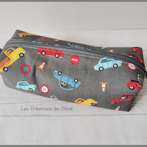 Trousse enfant double entoilage motifs véhicules