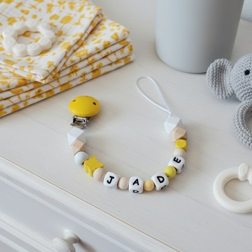 Attache tétine personnalisée perles bois et silicone