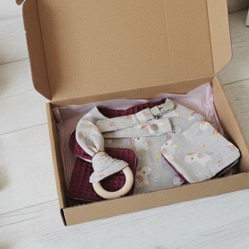 Coffret naissance/box naissance violet/licorne - destockage
