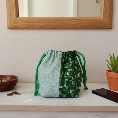 Pochon / sac en patchwork origami vert - destockage