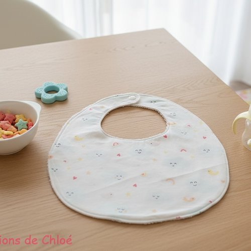 Bavoir bébé coton motif nuages et  tissu éponge blanc