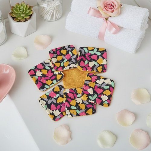 Lot de 8 lingettes démaquillantes coton imprimé et éponge